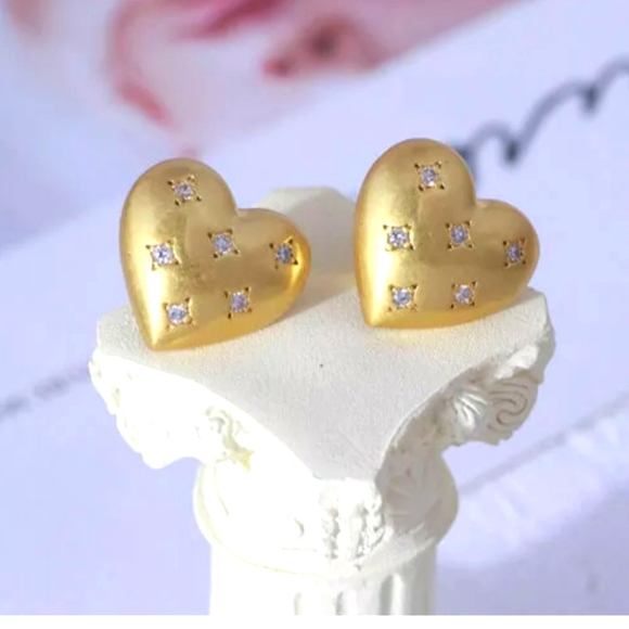 KATE SPADE My Precious Heart Stud Gold Earrings